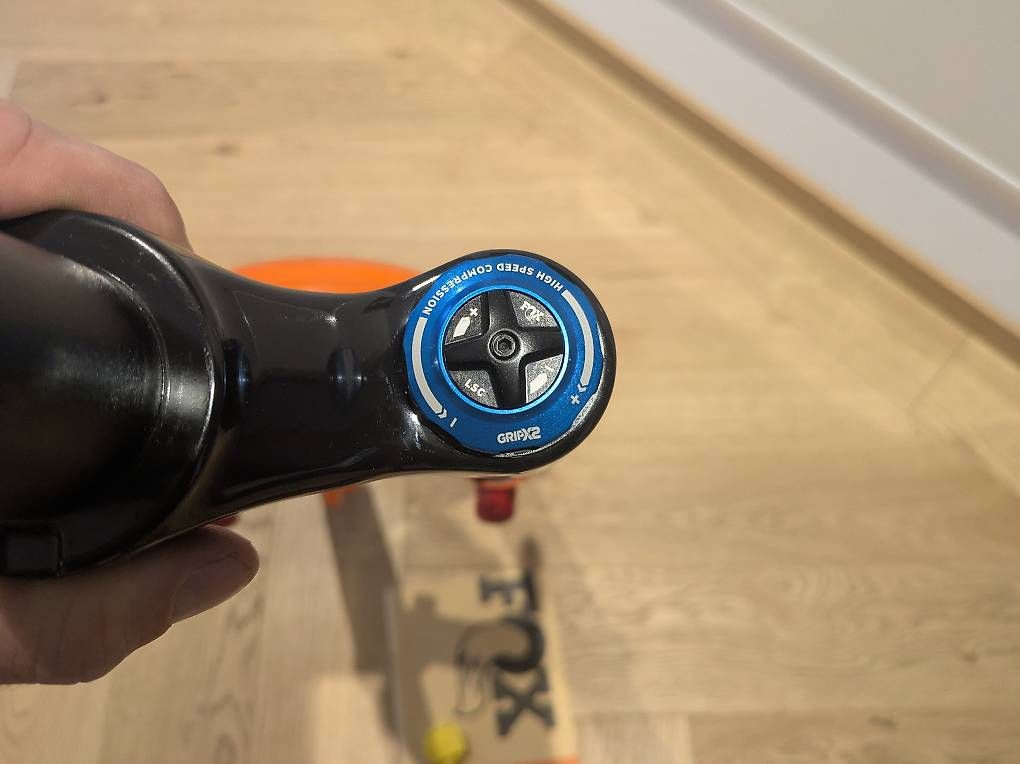 Fox Ersatzteile: Neuware: Fox 38 FACTORY 2026 FLOAT 29 170 Grip X2 – Neu und originalverpackt aus Chur von Trailpapst 3