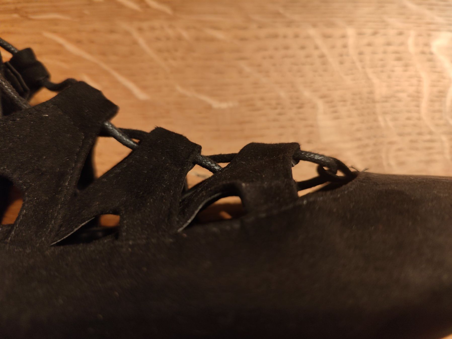 Scarpe da donna: Elegante Sandalen geschnürt – Usato da Zürich venduto da Philidell 2