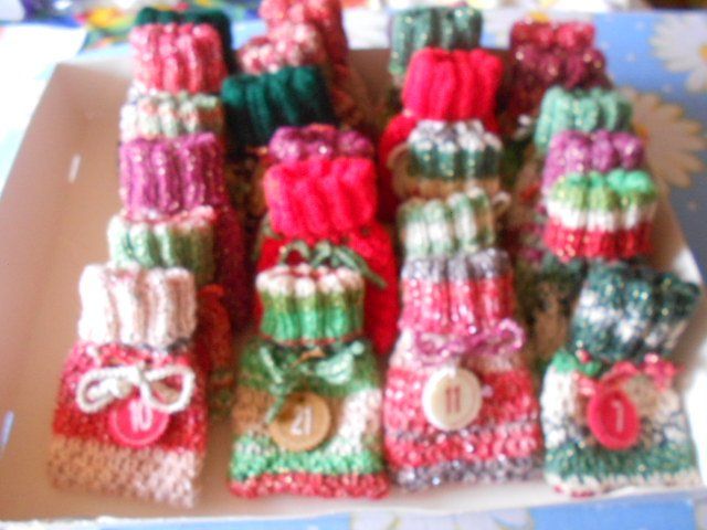 Calendari: Adventskalender 24 wunderschöne Säckli – Nuovo (secondo la descrizione) da Flühli LU venduto da primula-47 3