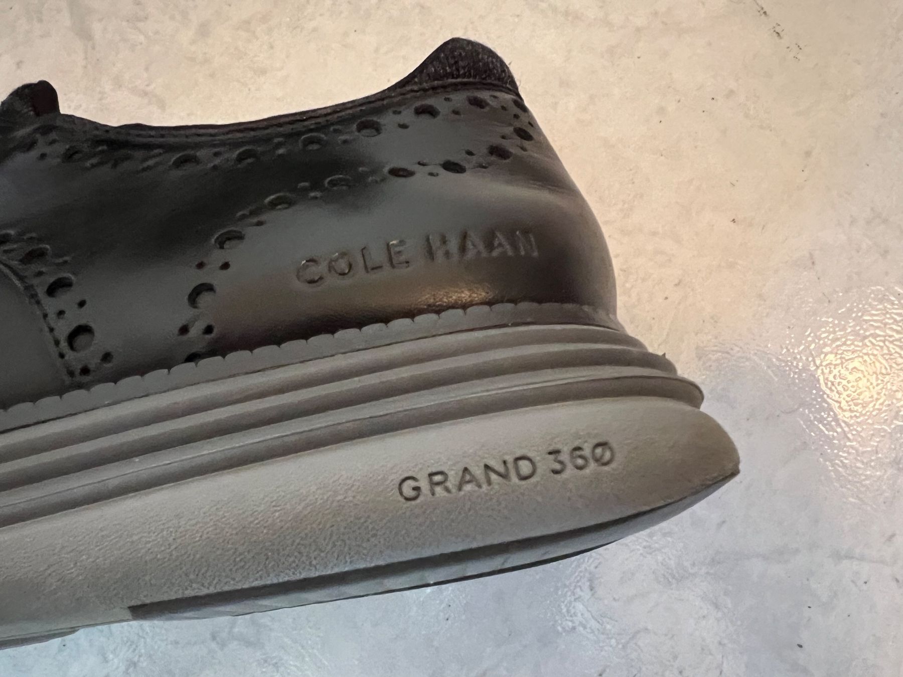 Scarpe da uomo: Cole Haan schwarz Brogue-Schnürschuhe – Usato da Basel venduto da La.Bonne.affaire 4