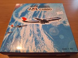 JAL Cargo Boeing 747-200F 1:400 JA8180