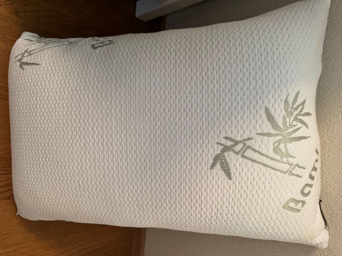 Cuscini: Gesundheitskissen- 40x60 NEU – Nuovo e nell'imballaggio originale da Horgen venduto da st2606