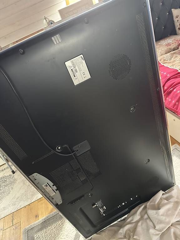 Televisori: Fernseher SAMSUNG – Usato da Liestal venduto da oem_gcx8 1