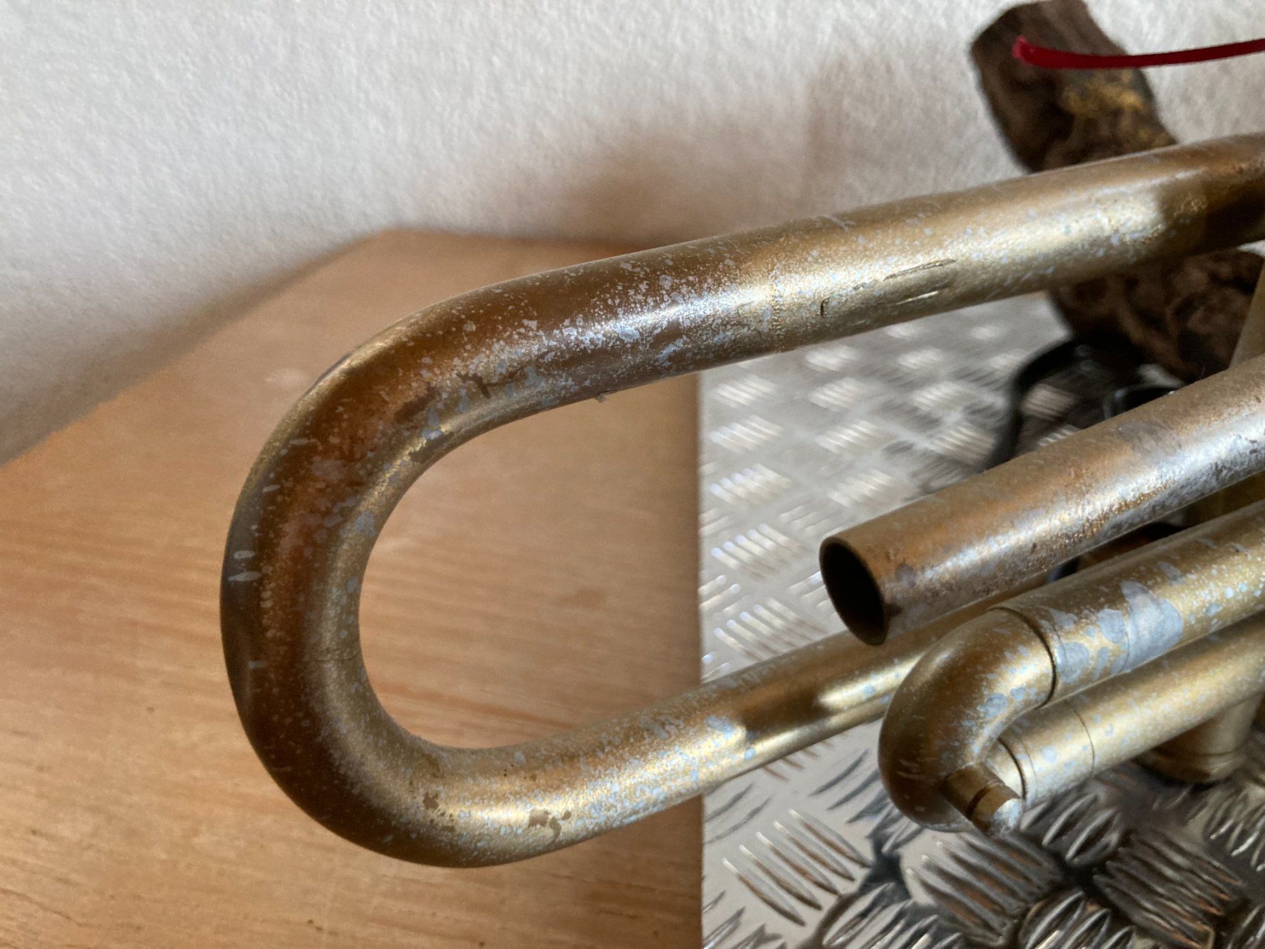 Instruments de musique: Alte Trompete umgemodelt – D'occasion à Bilten par Phirsch 2