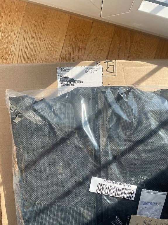 Arcteryx Vestes: Neuste Arc'Teryx Alpha SL, Originalverpackt – Neuf avec emballage d'origine à Wasterkingen par madworld01 2