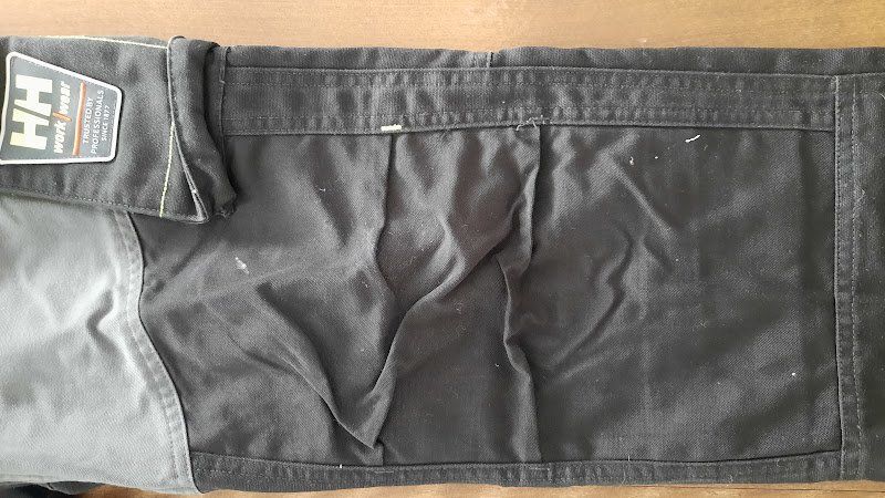 Helly Hansen Pantalons: Helly Hansen Arbeitshose Gr. 46 – D'occasion à Mosnang par zwasli03 3