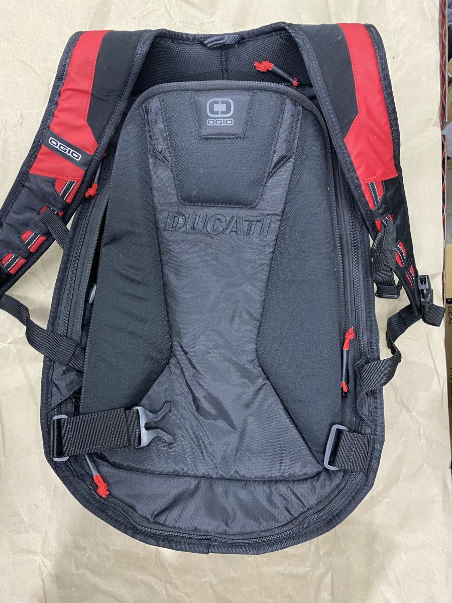 Ducati Zaini: Sac à dos Ducati de la marque OGIO – Usato da Romanel-s-Lausanne venduto da rico_mat 1