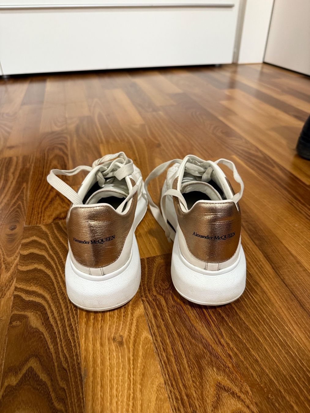 Alexander Mcqueen Damenschuhe: Alexander McQueen Sneakers – Neu (gemäss Beschreibung) aus Aeugst am Albis von AnaisS99 2