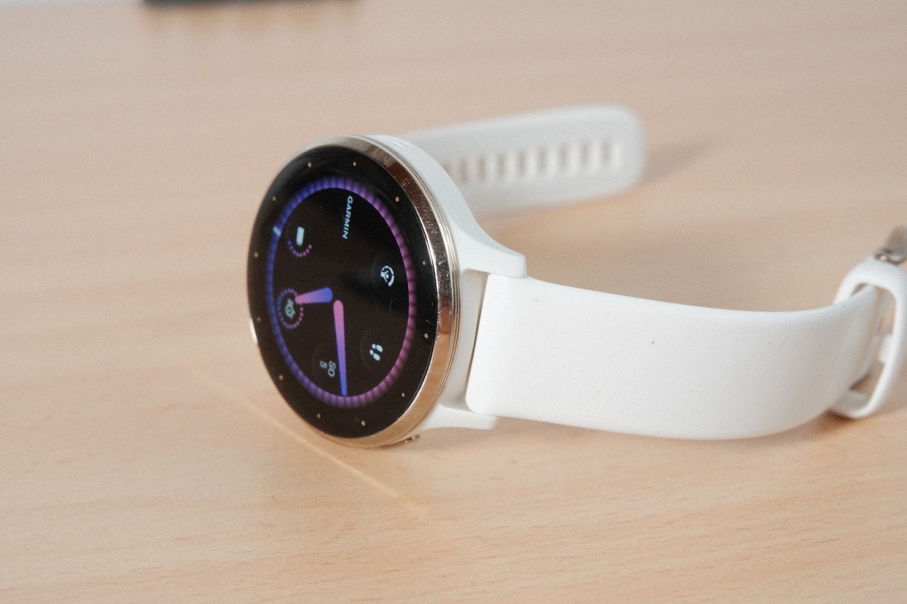 Garmin Smartwatch: Garmin Venu 3s 41mm Elfenbein/Softgold – Usato da Kreuzlingen venduto da jeje98 7
