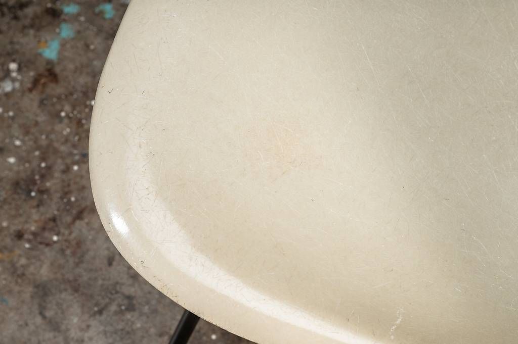 Eames Sedie: Eames Schale Fiberglas – Usato da Beringen venduto da 8222Beringen 6