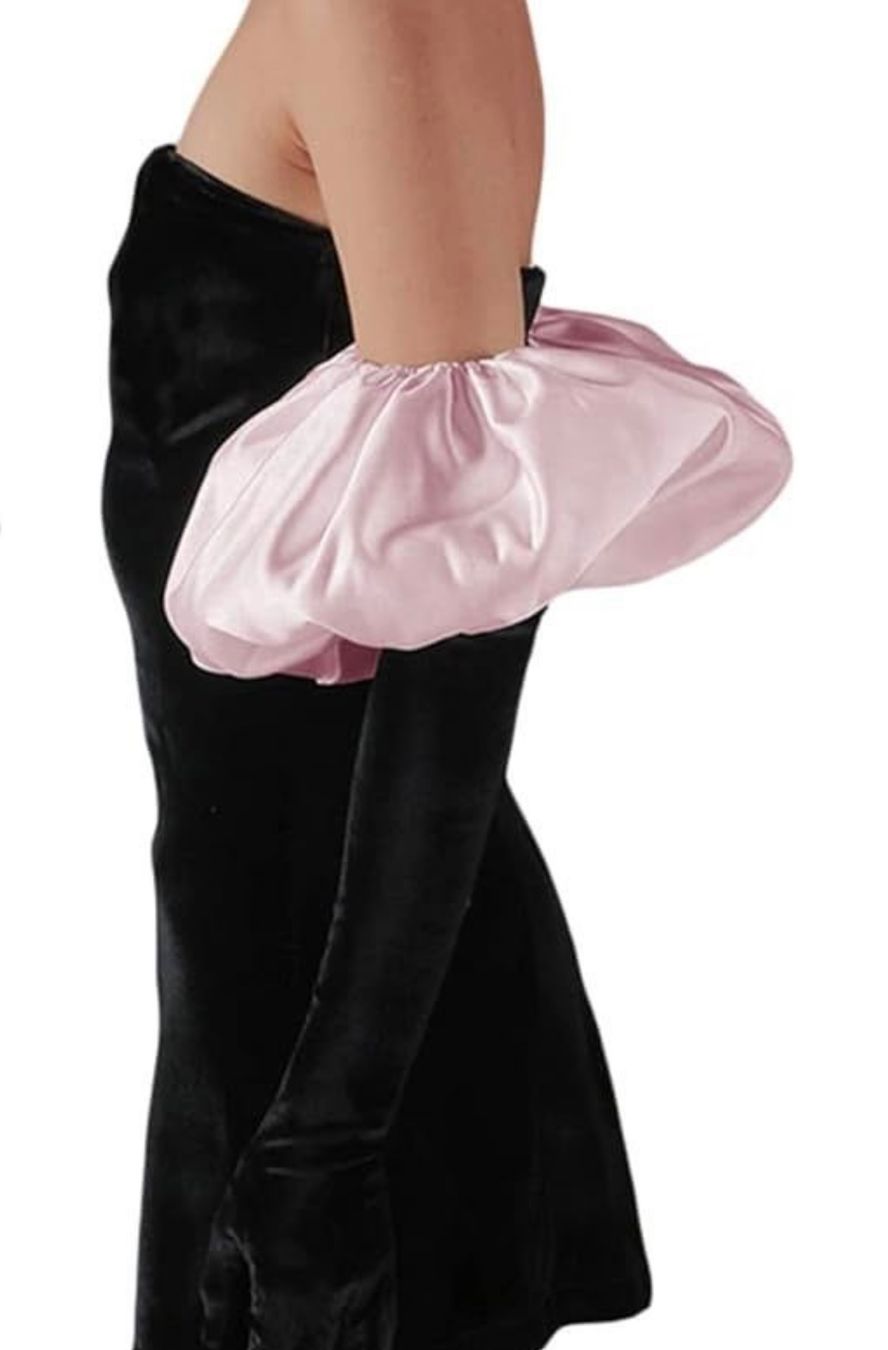 Vestiti: Schwarzes Samt-Minikleid Gr.S – Usato da Zürich venduto da gb23 1