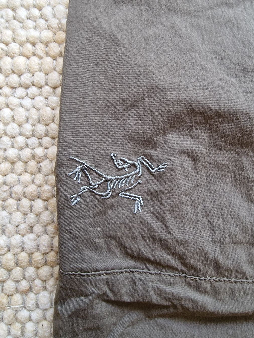 Arcteryx Hosen: Arcteryx Wanderhose 30/32 – Gebraucht aus Basel von Bakuda 2