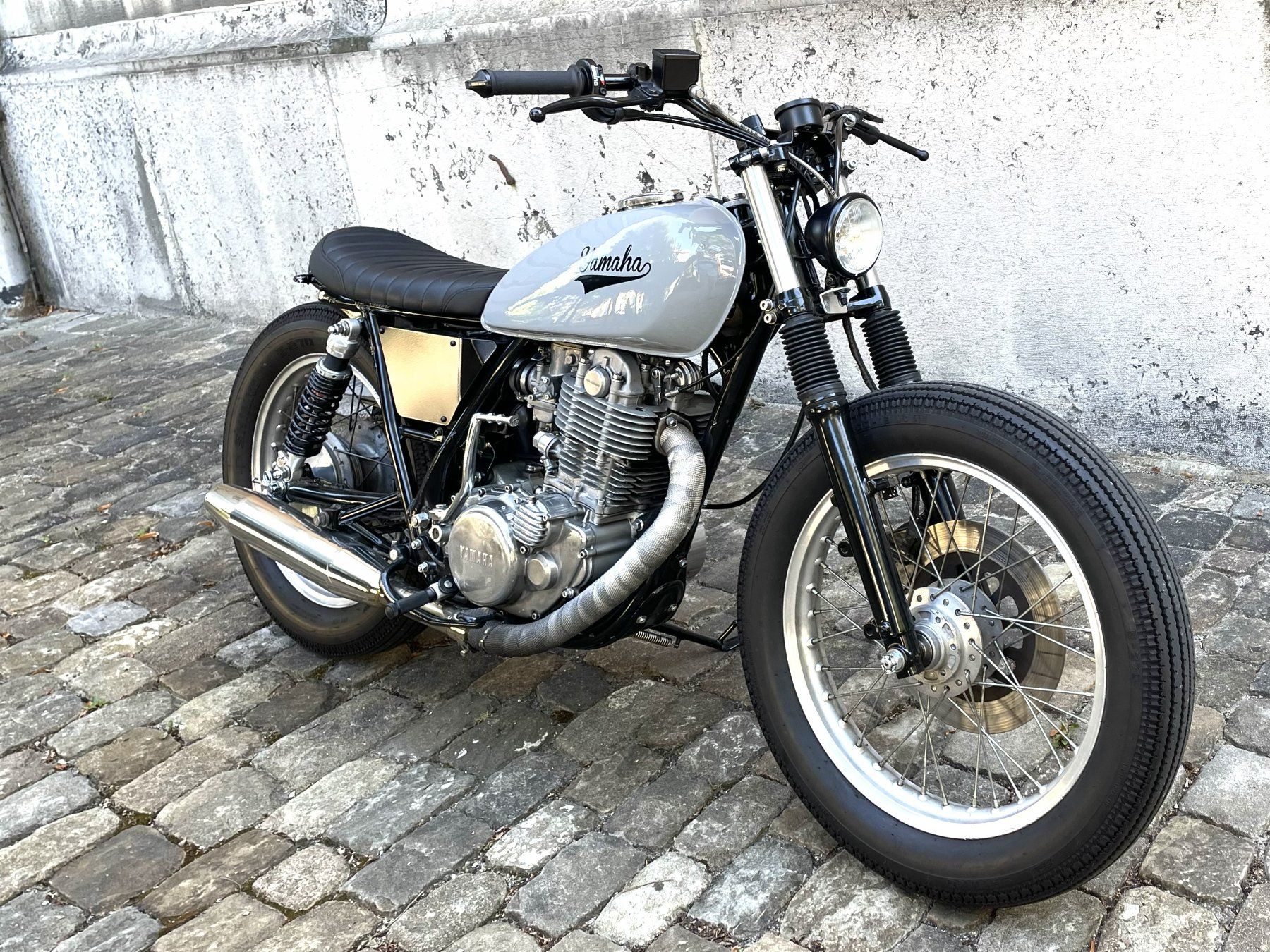 Yamaha Strada: Yamaha SR 500 - 2J4 - Custom – Usato da Bern venduto da Chlous85 1