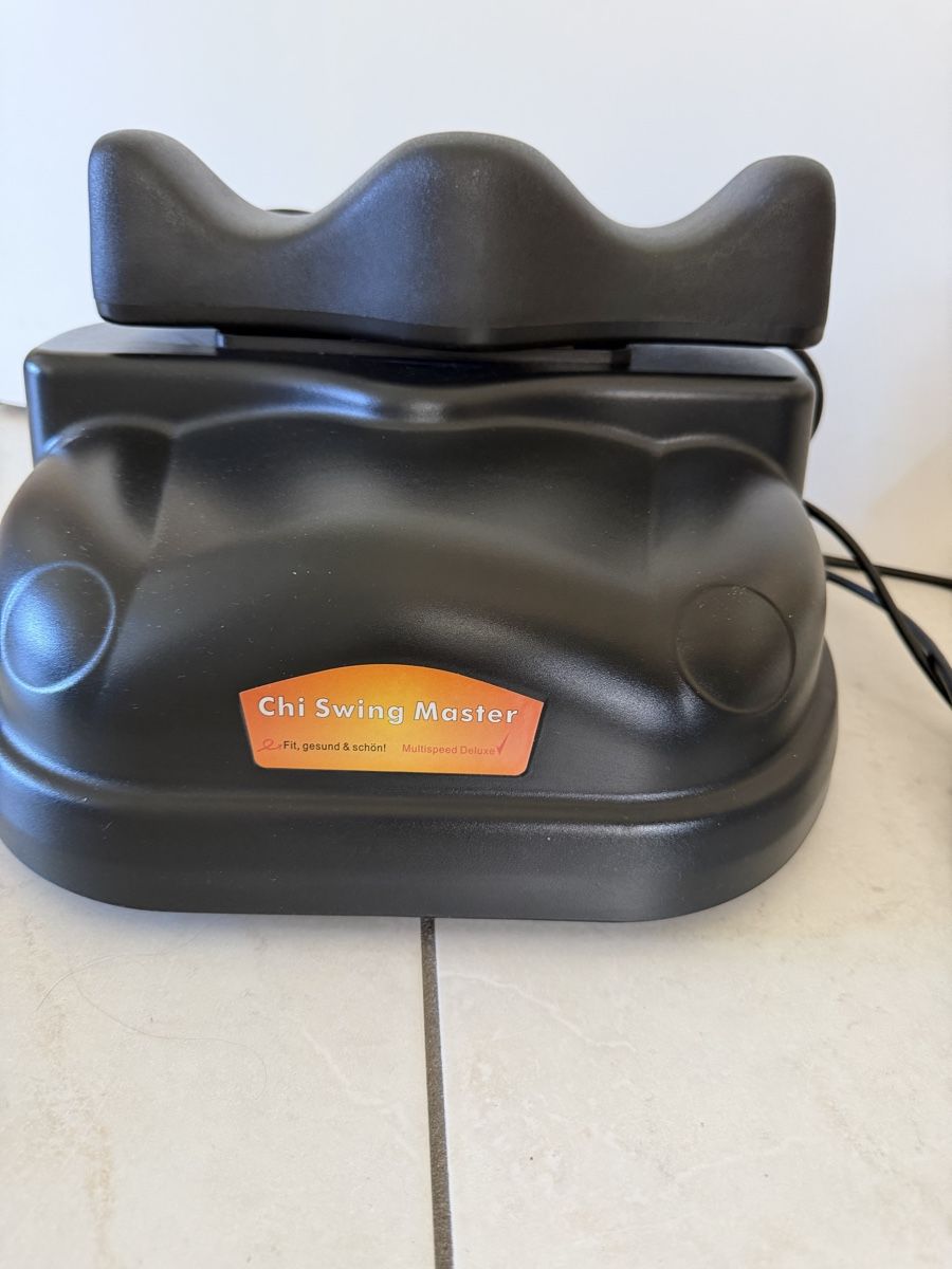 Massagegeräte: Chi Swing Master Massagegerät – Neu (gemäss Beschreibung) aus Rupperswil von Meditta
