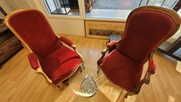 Vintage Set: 2x Sessel Samt rot & Glas-Beistelltisch