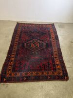 Vintage, roter, dekorativer Teppich - ein Hingucker!