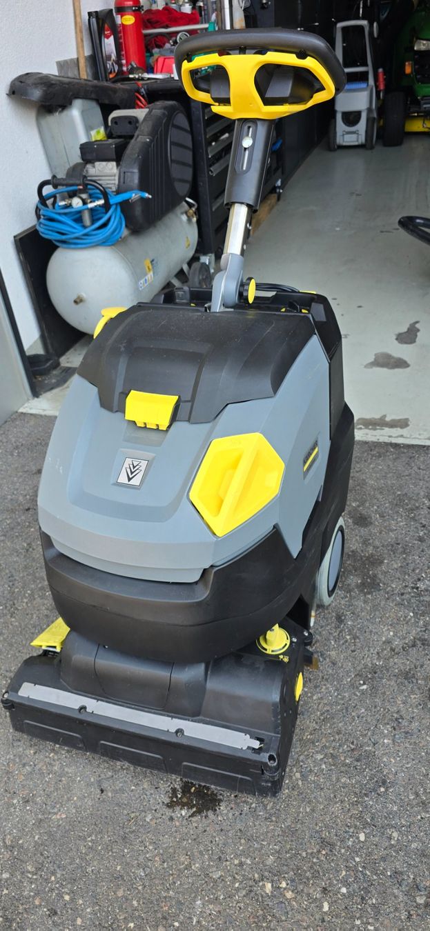 Kärcher Toutes les machines: Kärcher BR 45/22C – D'occasion à Rain par Fafan069 1