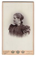 Fotografie E. Bieber, Berlin, Portrait G