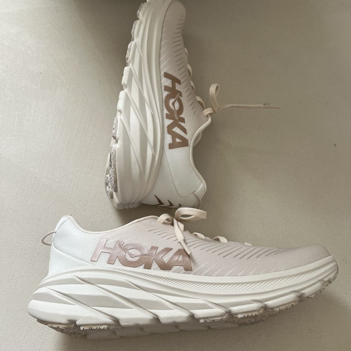 Scarpe da donna: Hoka Rincon 3 SOFT & LIGHT MEETS FAST Grösse 40 – Nuovo (secondo la descrizione) da Buochs venduto da charlie18 3