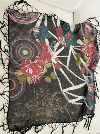 Desiqual Foulard mit fransen 🌸