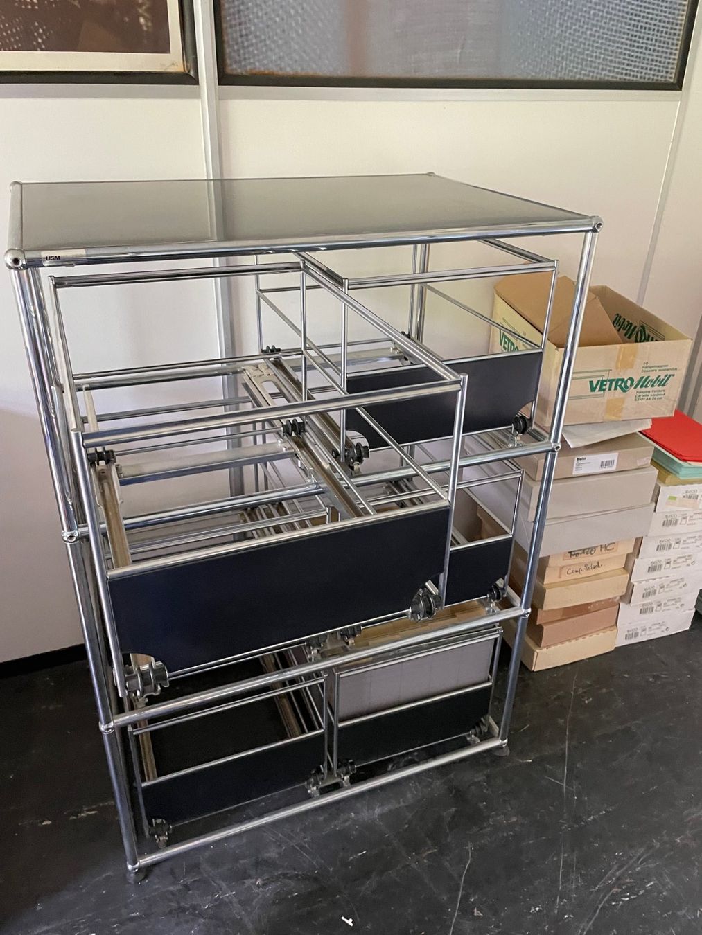 Scaffali: USM System 500 – Usato da Winterthur venduto da Karbo 1