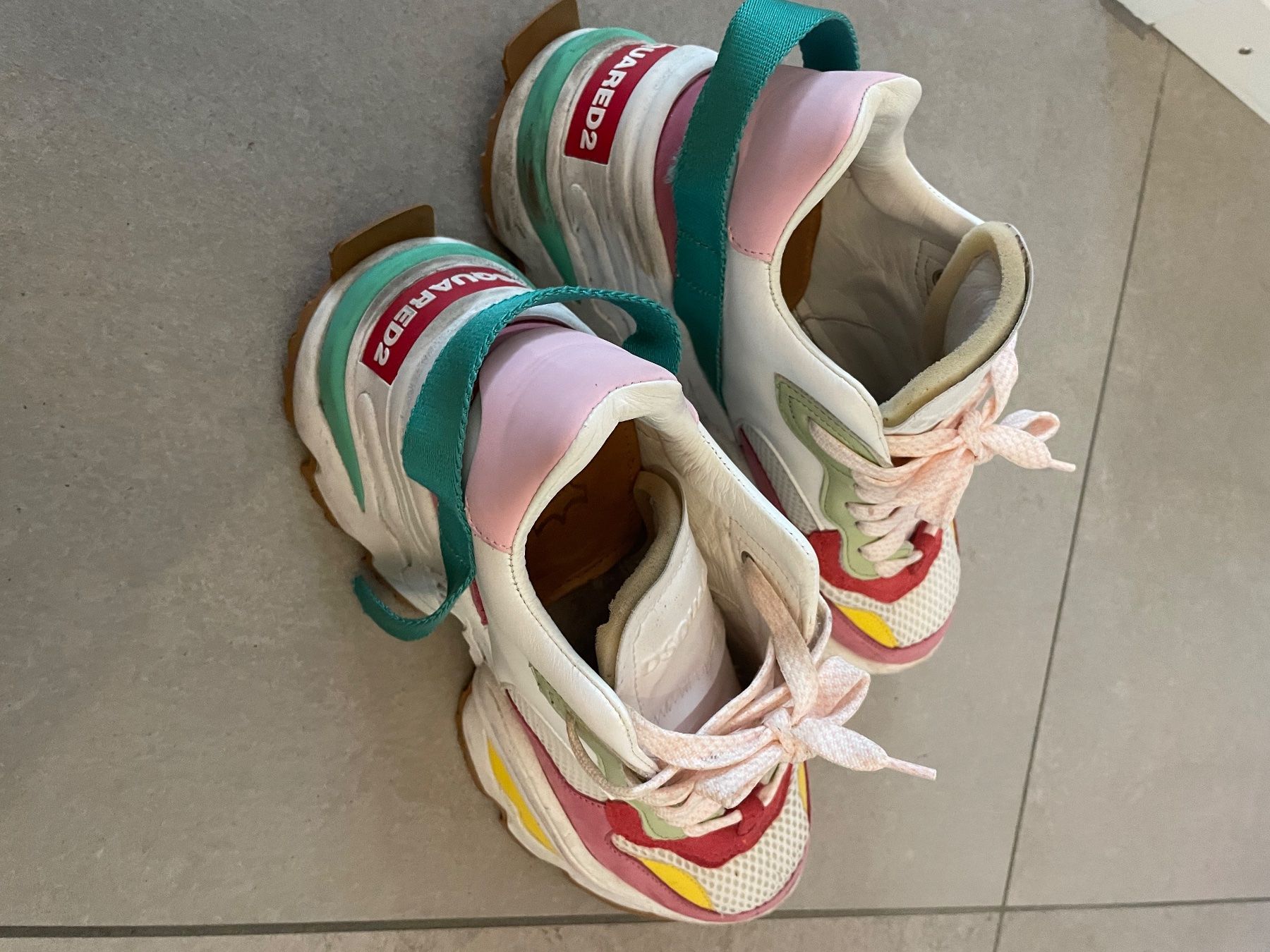 Dsquared2 Damenschuhe: Dsquared Sneakers – Gebraucht aus Zunzgen von mel_y6w2 3