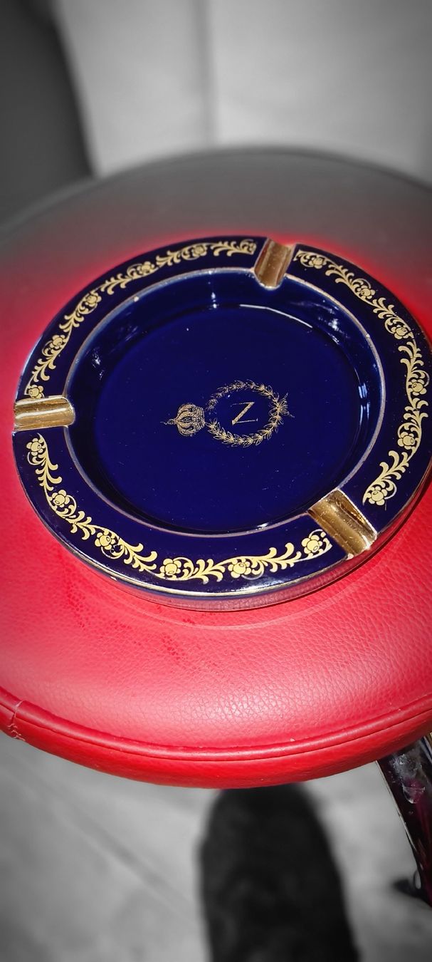 Portacenere: Aschenbecher – Usato da Bellerive VD venduto da Hermes5