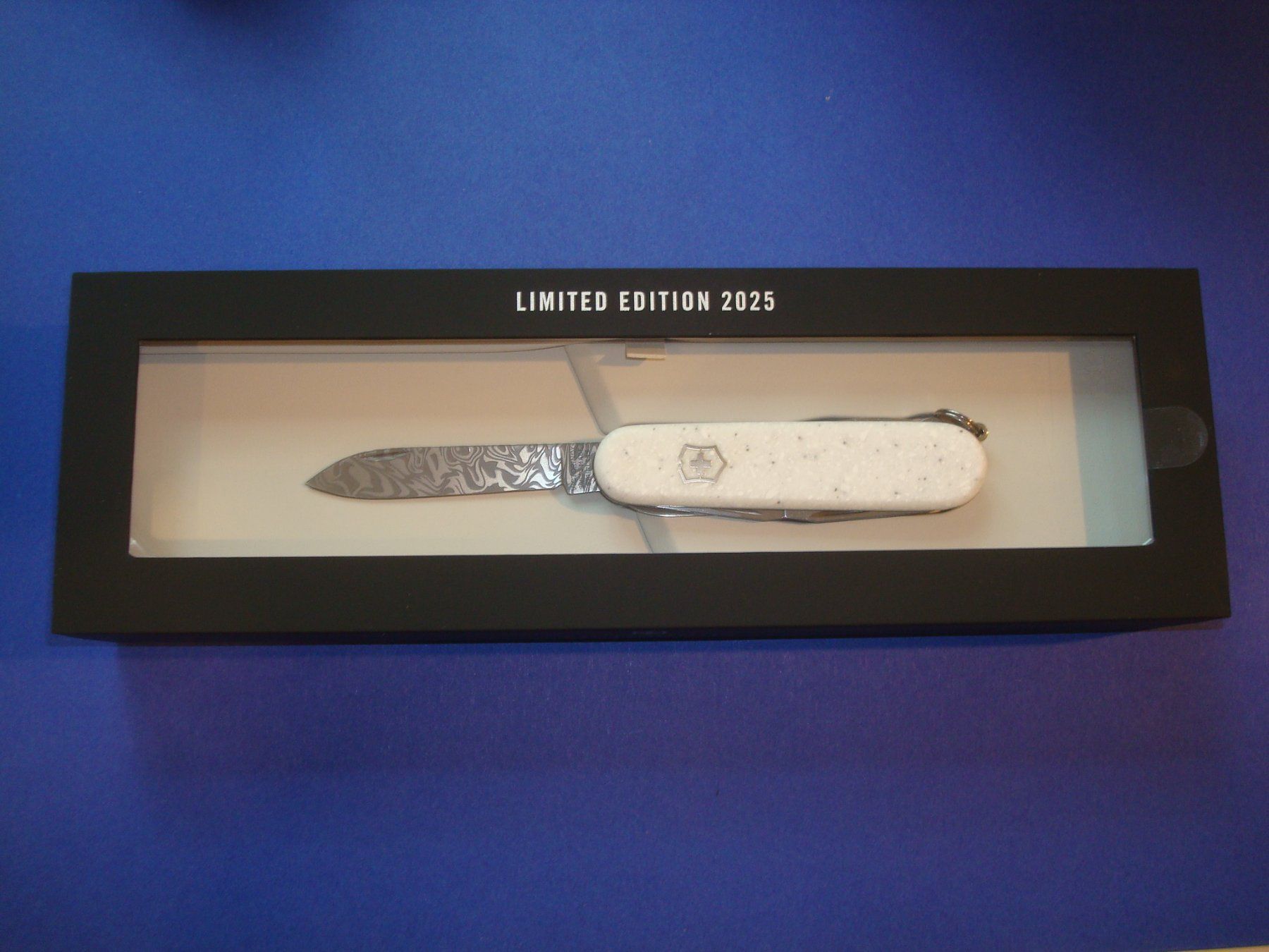 Victorinox Taschenmesser: Damast Limited Edition 2025, 1843/7000 – Neu und originalverpackt aus Riehen von Baerewaegli