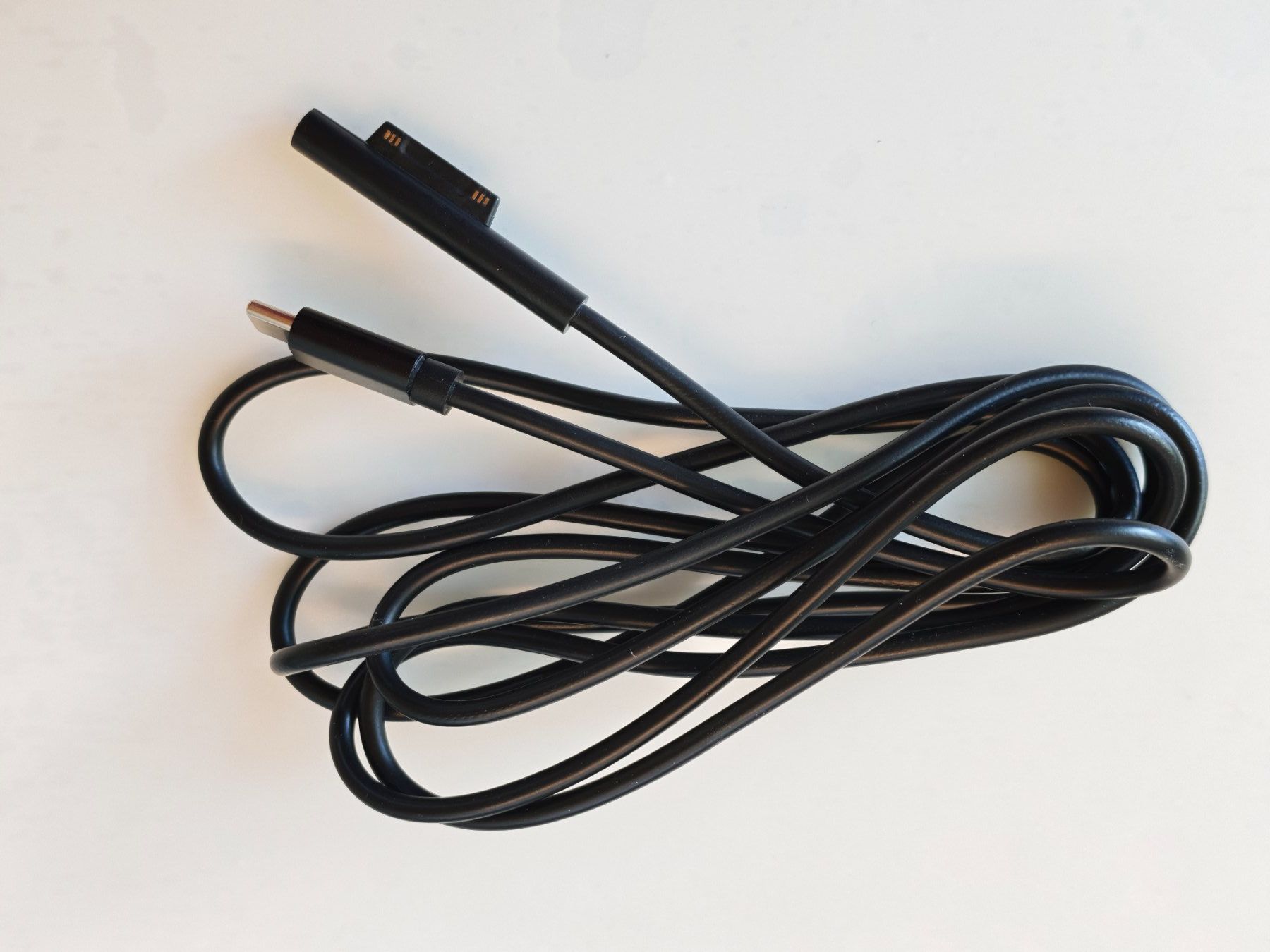 Microsoft Cavi: Câble USB-C vers Microsoft Surface – Nuovo (secondo la descrizione) da Neyruz FR venduto da Retro67 2