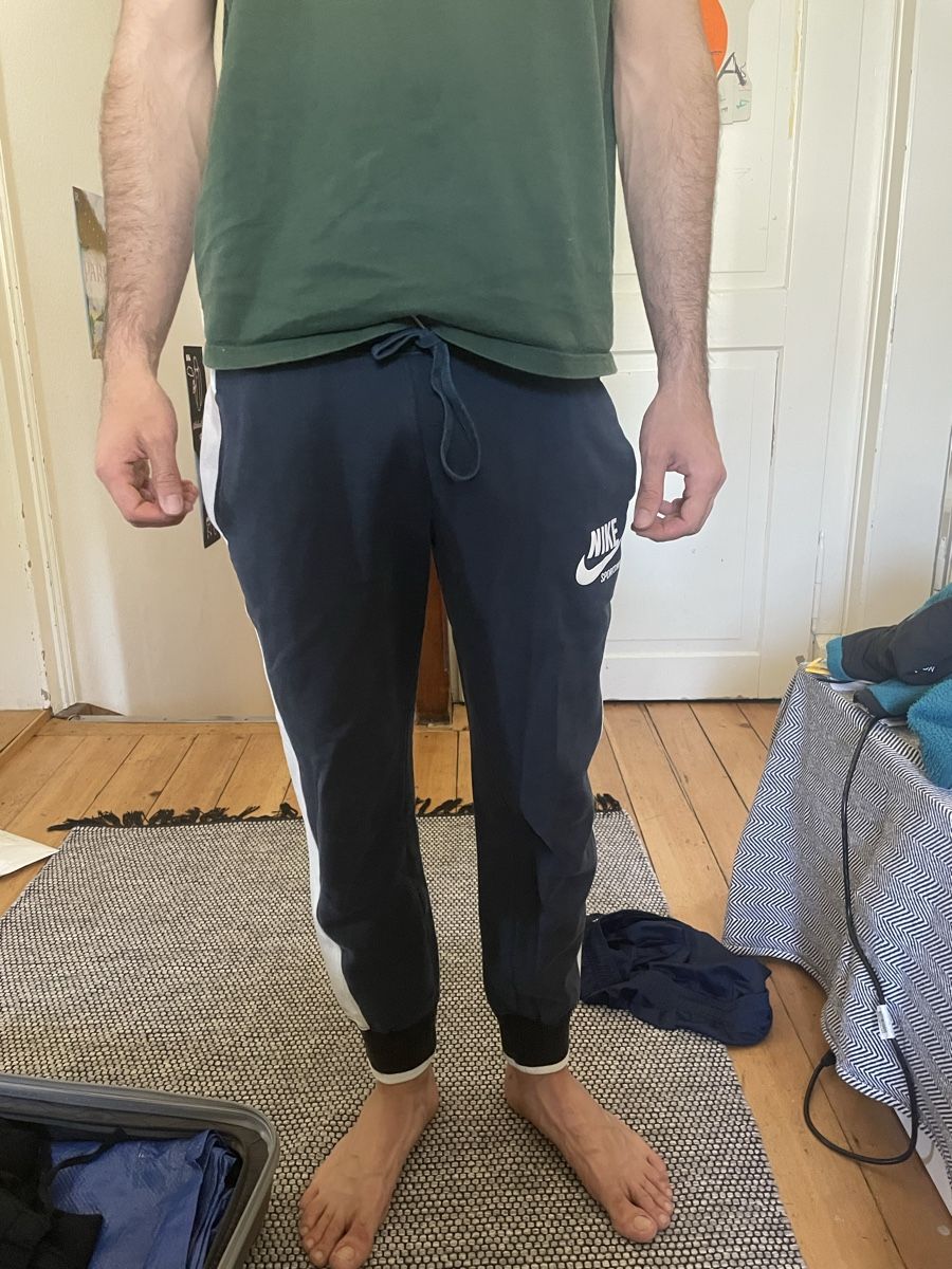 Nike Pantaloni: Nike Trainerhose M – Usato da Zürich venduto da glo_qjx8 1