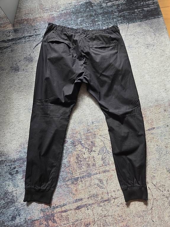 Pantaloni: Pantalons Peak Performance – Usato da Neuchâtel venduto da Cobra44 2