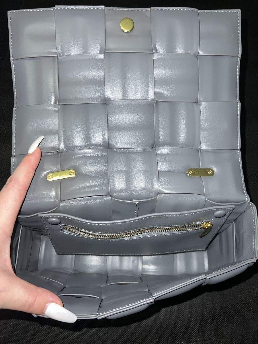 Borse da donna: Umhänge Tasche in grau – Nuovo (secondo la descrizione) da Winterthur venduto da axxgkc_123 2