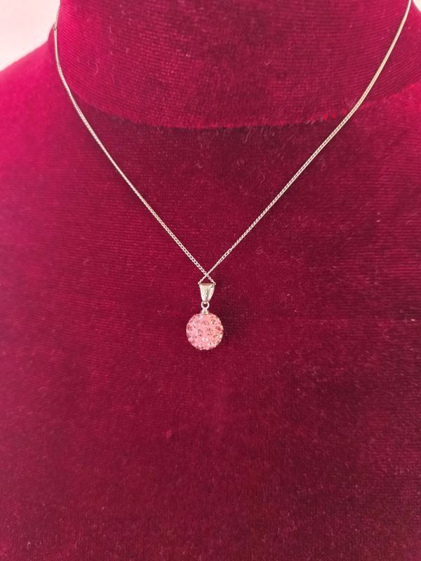 Catenine: Halskette mit rosa Anhänger – Usato da Rüti ZH venduto da Restwert_Rueti_ZH 6