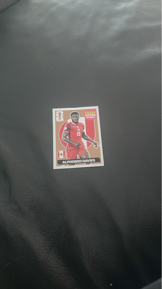 Panini Carte collezionabili: Alphonso Davies Panini Extra Sticker | For Collectors – Nuovo (secondo la descrizione) da zug venduto da saliviolyn