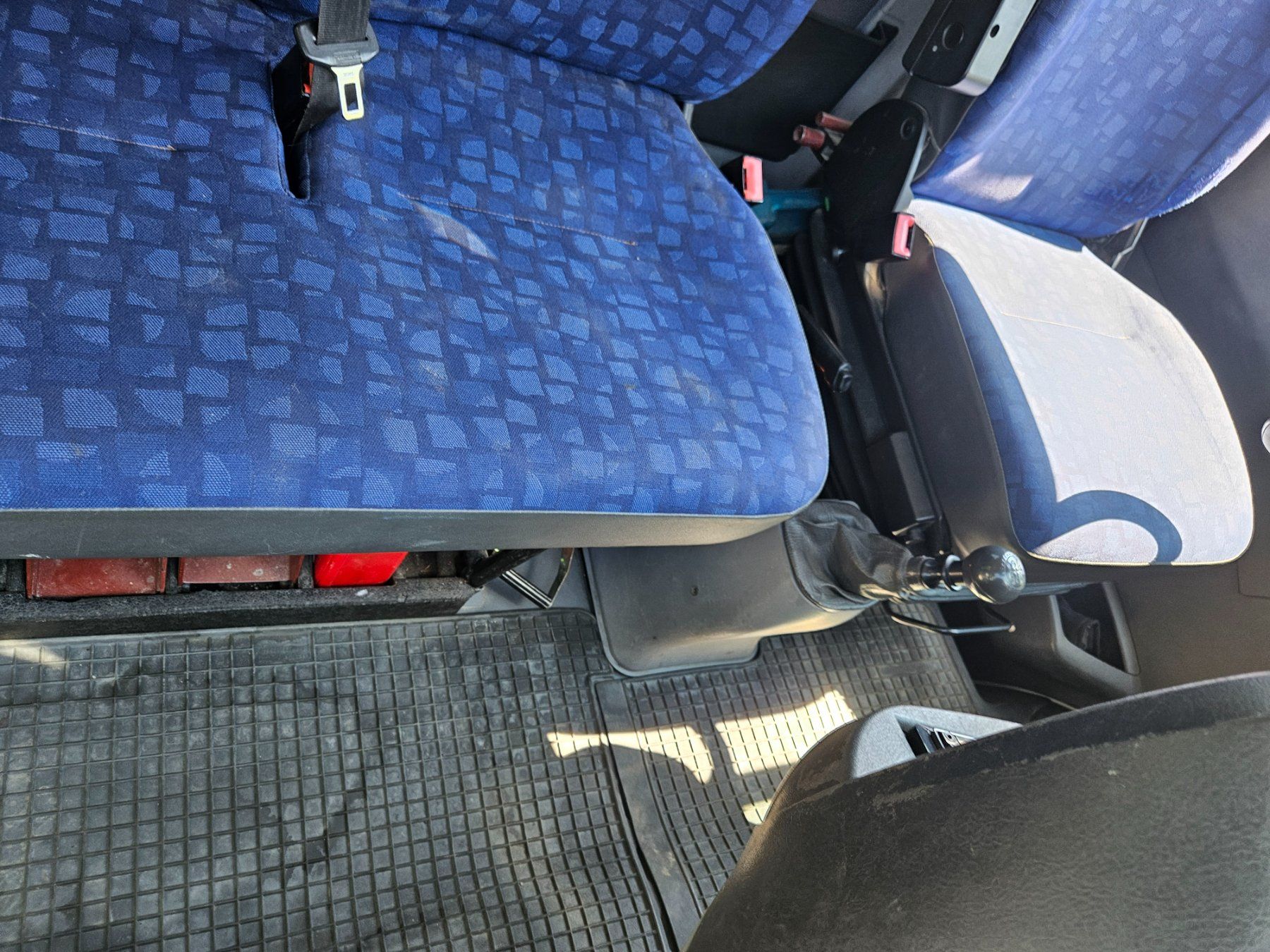 Iveco Veicoli commerciali: Lieferwagen Iveco 35c13 – Usato da Feusisberg venduto da aebidoktor 9