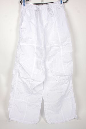 BERSHKA Parachute Pants weiss S