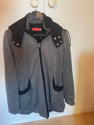 Giacche: Tragejacke Parelou Gr. 36 – Usato da Ueberstorf venduto da Nadine0113