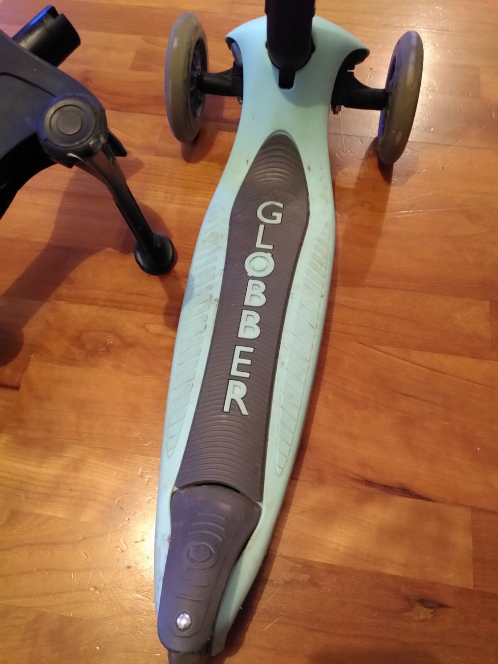 Globber Fahrzeuge für Kinder: Trotinette 3 roues Globber – Gebraucht aus La Neuveville von Melouille802 1
