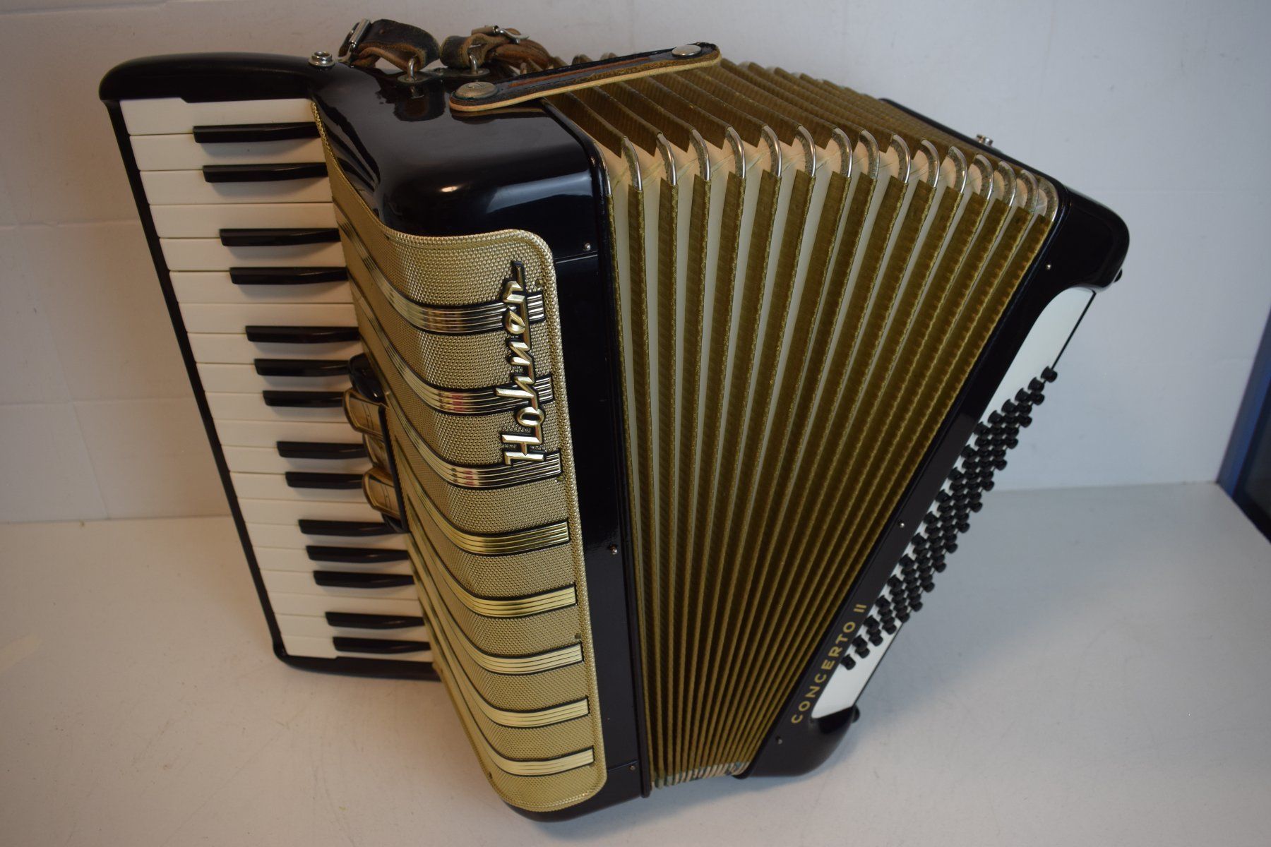 Hohner Strumenti musicali: Akkordeon chromatisch Hohner Concerto II – Usato da Zürich venduto da baumusik 4