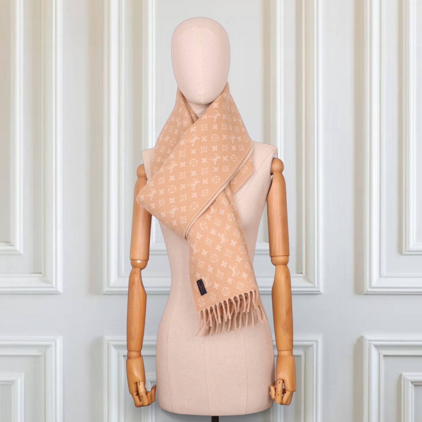 Louis Vuitton Foulards & écharpes: Louis Vuitton "My Neverfull" Schal dune – D'occasion à Binningen par Designerlabels 2