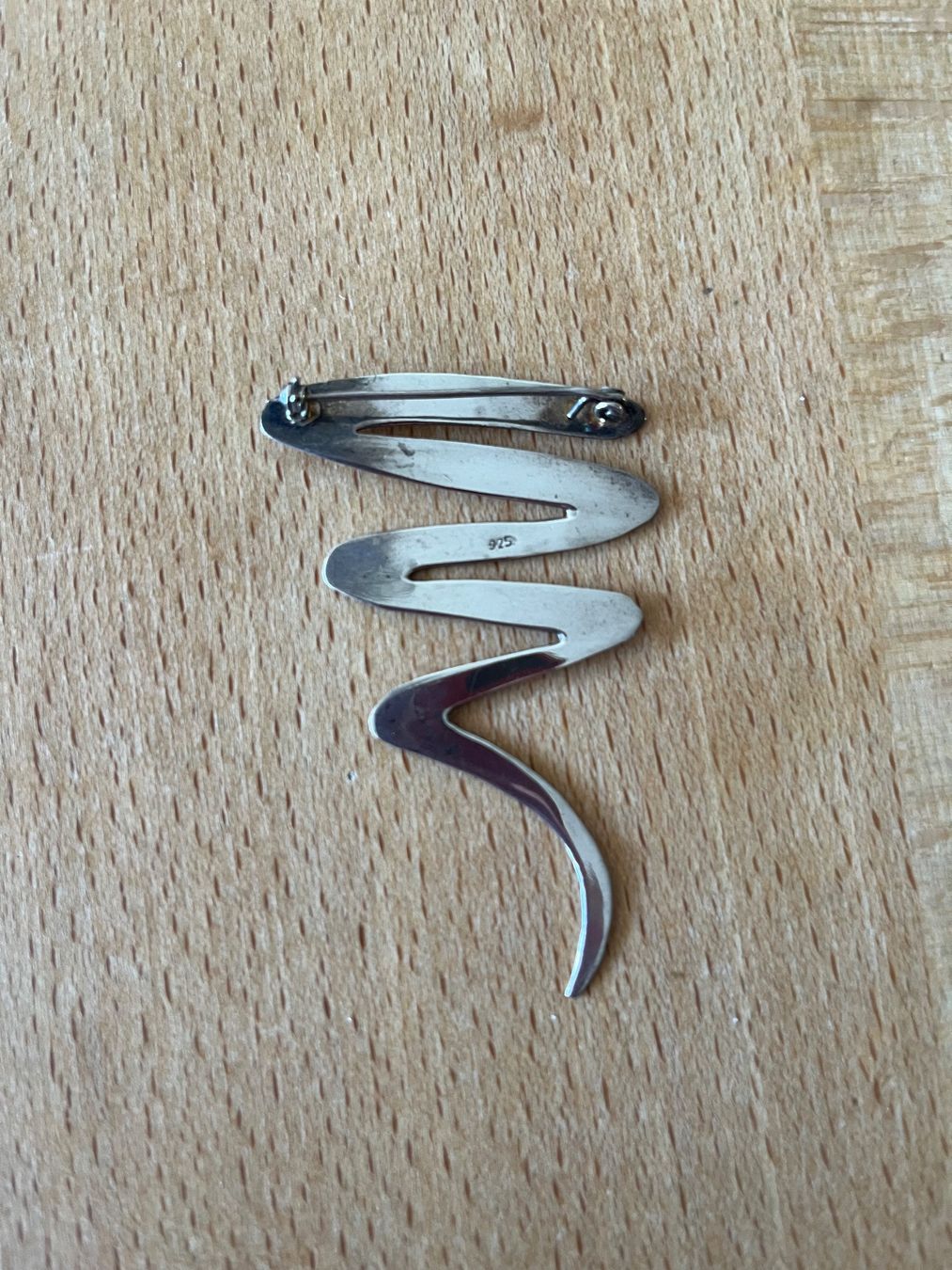 Broschen & Nadeln: Retro Brosche aus Silber 925. Pinselstrich oder Blitz – Gebraucht aus Ebmatingen von Giggelisuppe 2