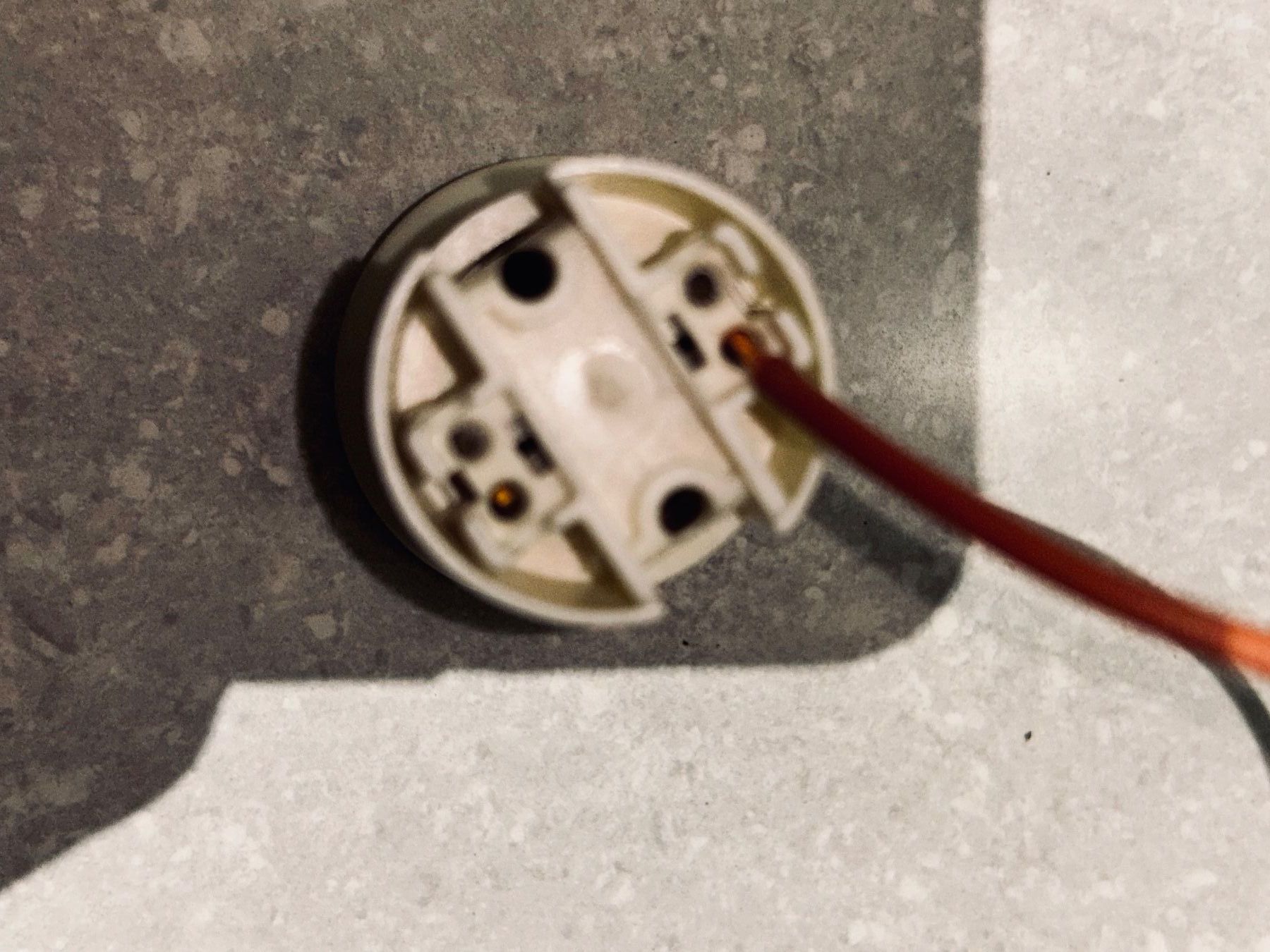 Lampade: Lampenfassung E27 – Usato da Hausen AG venduto da mb2023 1