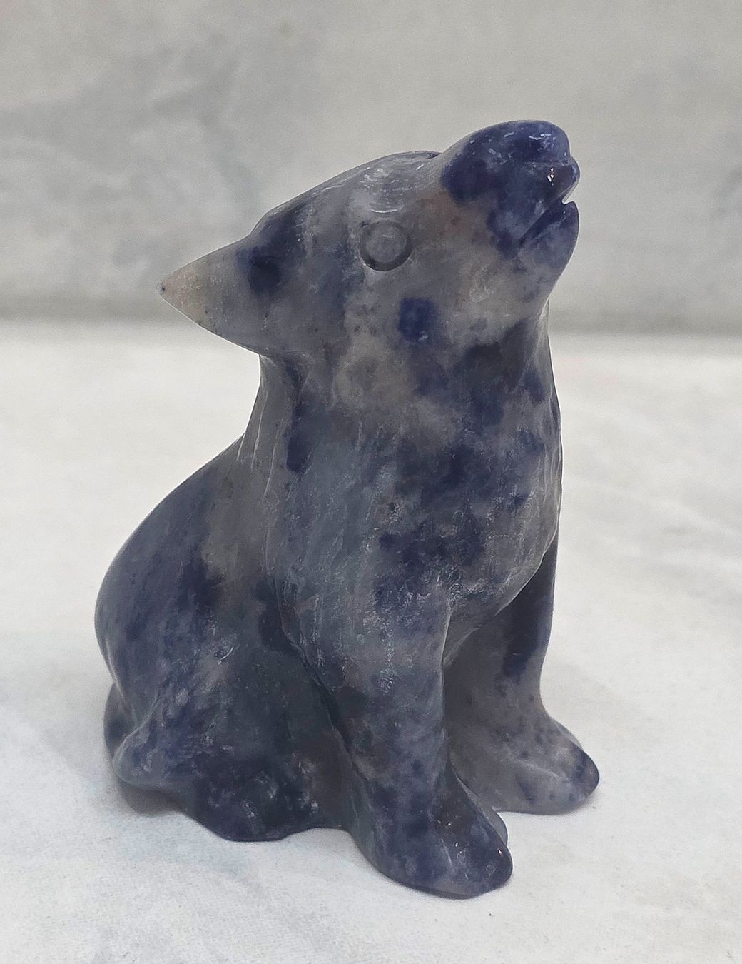 Minerali & Pietre curative: Sodalith Wolf 113g – Nuovo e nell'imballaggio originale da Matzingen venduto da Shay_Crystalz
