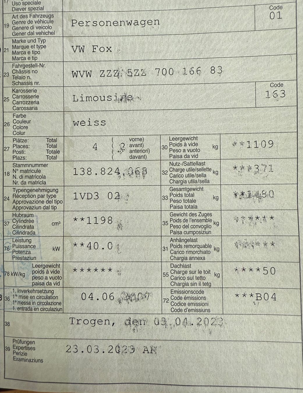 VW Autos: VW Fox 1.2 – Defekt aus Wolfhalden von  9