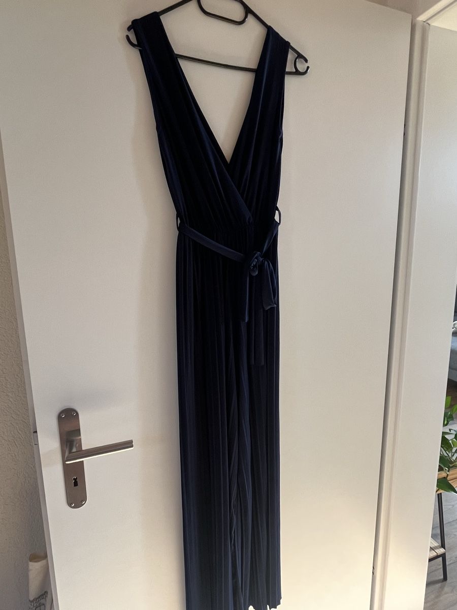 Tute: Eleganter dunkelblauer Jumpsuit Gr. M – Nuovo (secondo la descrizione) da Biglen venduto da AnReich 1