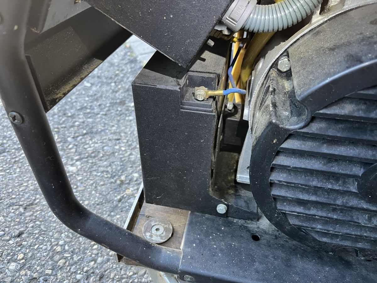 Bosch Générateurs de courant: Stromgenerator BOSCH G 2400 SPE 230V – D'occasion à Adlikon b. Regensdorf par Teo19 5