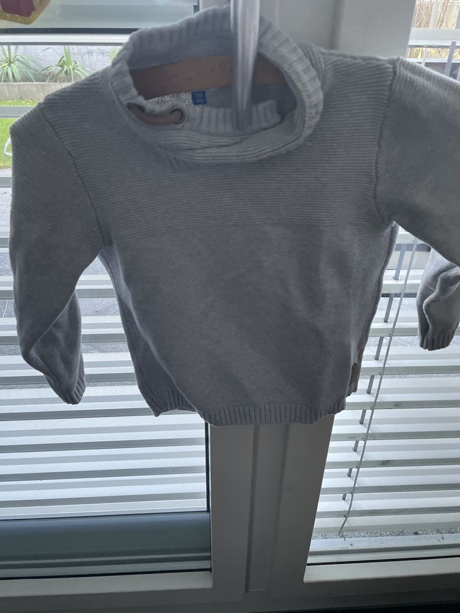 Pullover & Sweatshirts: Pullover – Gebraucht aus Spreitenbach von bea_wrh6