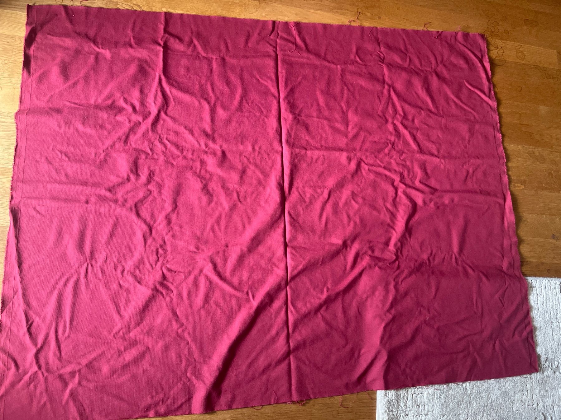 Tessuti: Stoff - Samt, bordeauxrot, 101x127 cm – Usato da Luzern venduto da Jiggy_8898 1