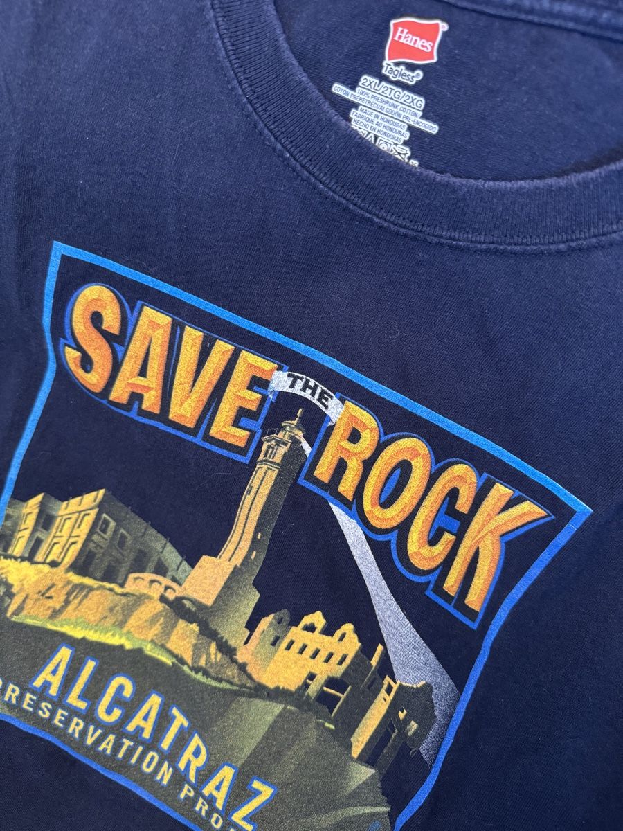 T-shirt: Hanes Tshirt Save The Rock Alcaraz – Usato da Obfelden venduto da tan_9lj9