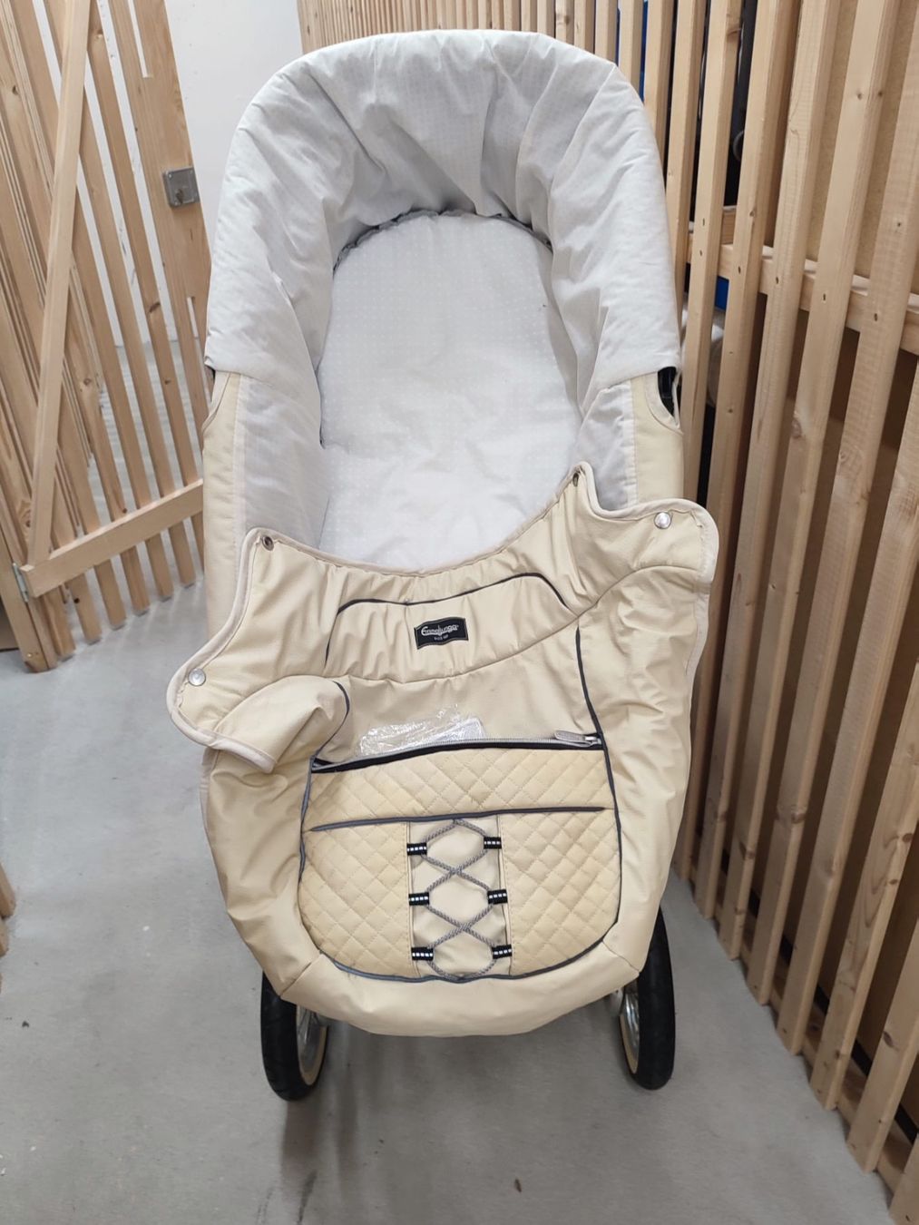 Emmaljunga Carrozzine: Emmaljunga Kinderwagen in Beige – Usato da Bülach venduto da uem_nx8q 4